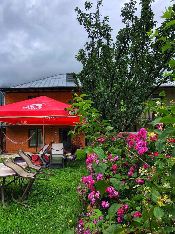 Hotel Elegant Kazbegi Exterior foto